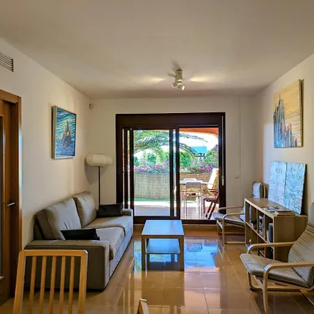 Lägenhet Playa Del Angel 3-bedroom Estepona