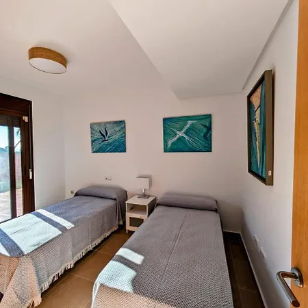 Playa Del Angel 3-bedroom Lejlighed Estepona